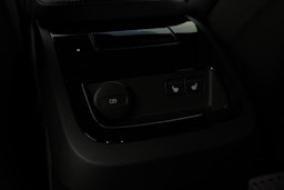 harmaa Volvo V60 2021 kuva 29.
