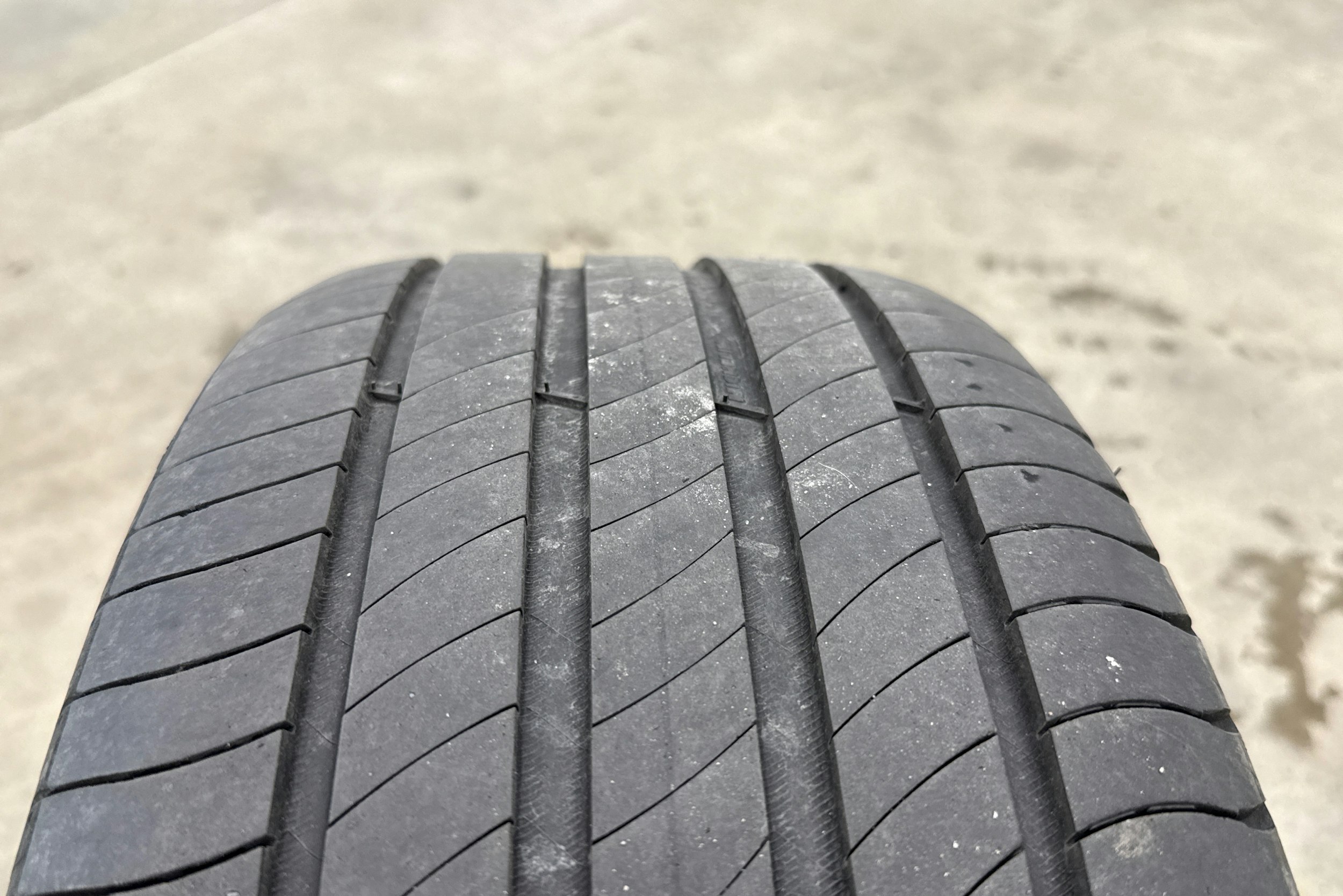 harmaa Volvo V60 2021 kuva 35.