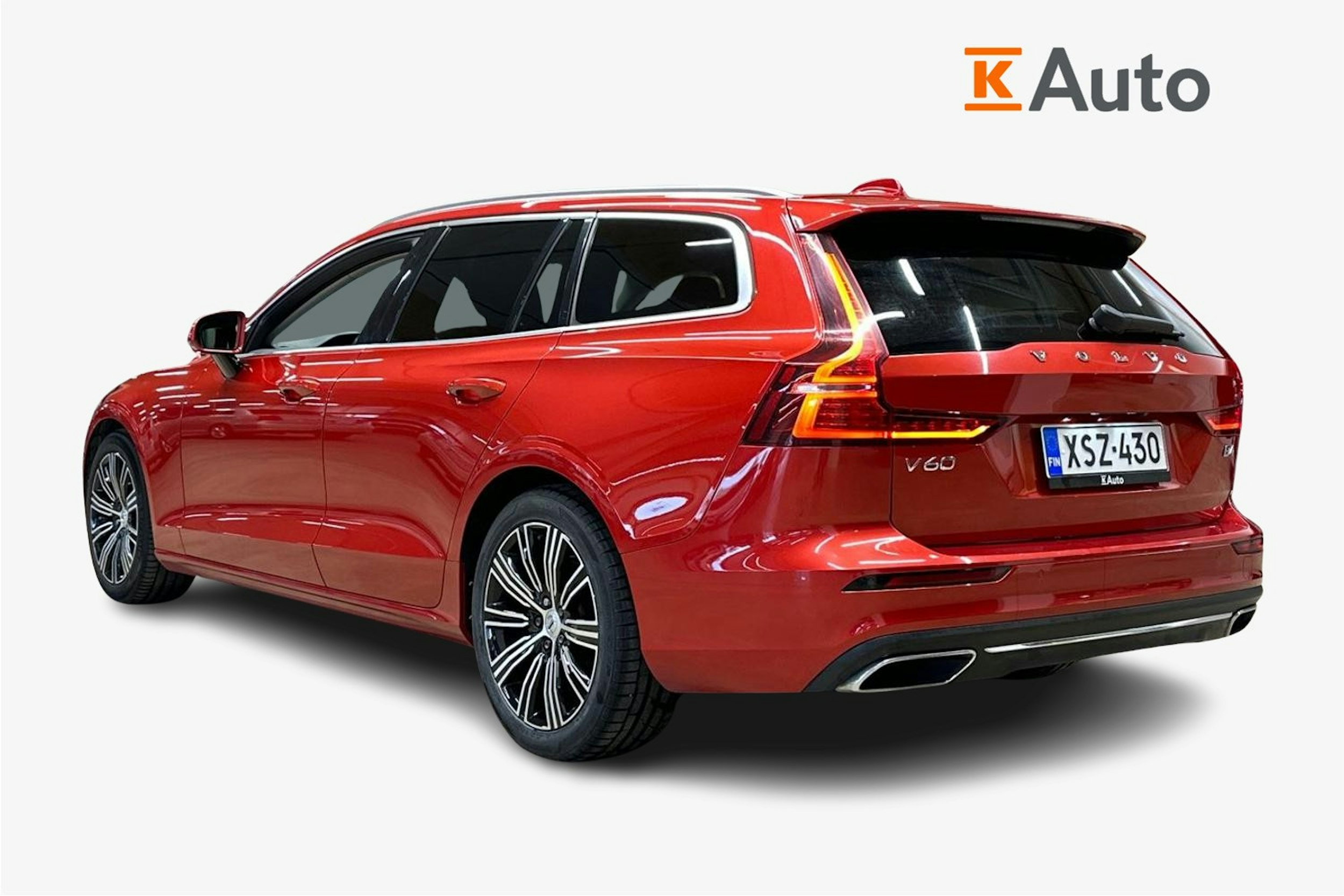 punainen Volvo V60 2021 kuva 2.