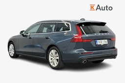 sininen Volvo V60 2021 kuva 2.