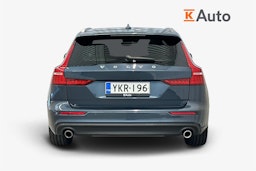 sininen Volvo V60 2021 kuva 3.