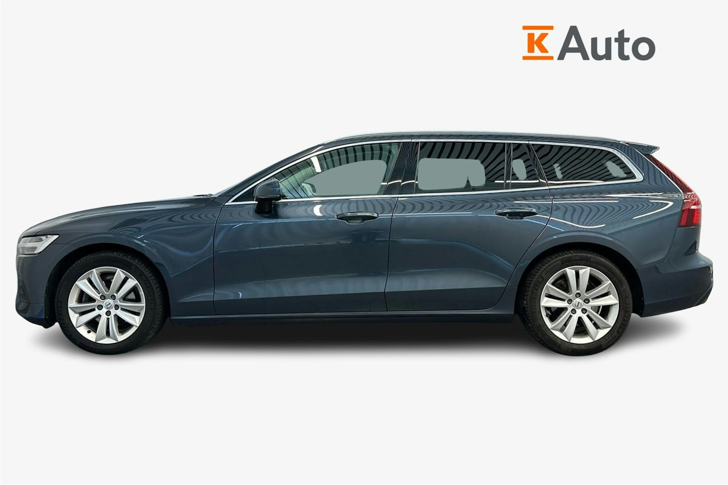 sininen Volvo V60 2021 kuva 6.