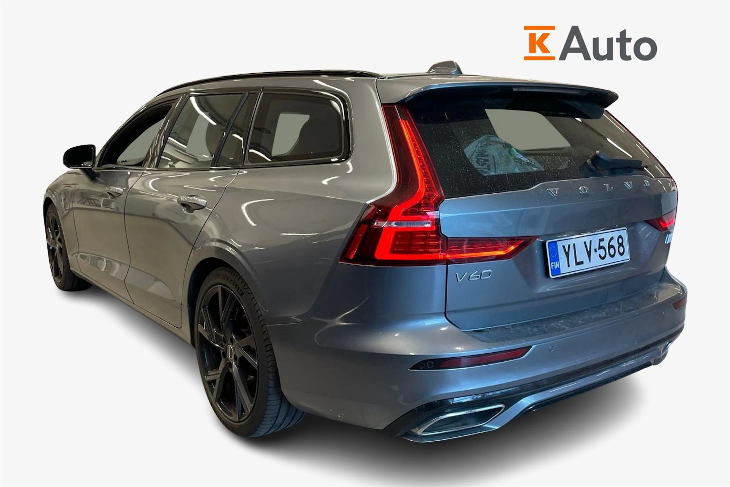 harmaa Volvo V60 2021 kuva 2.