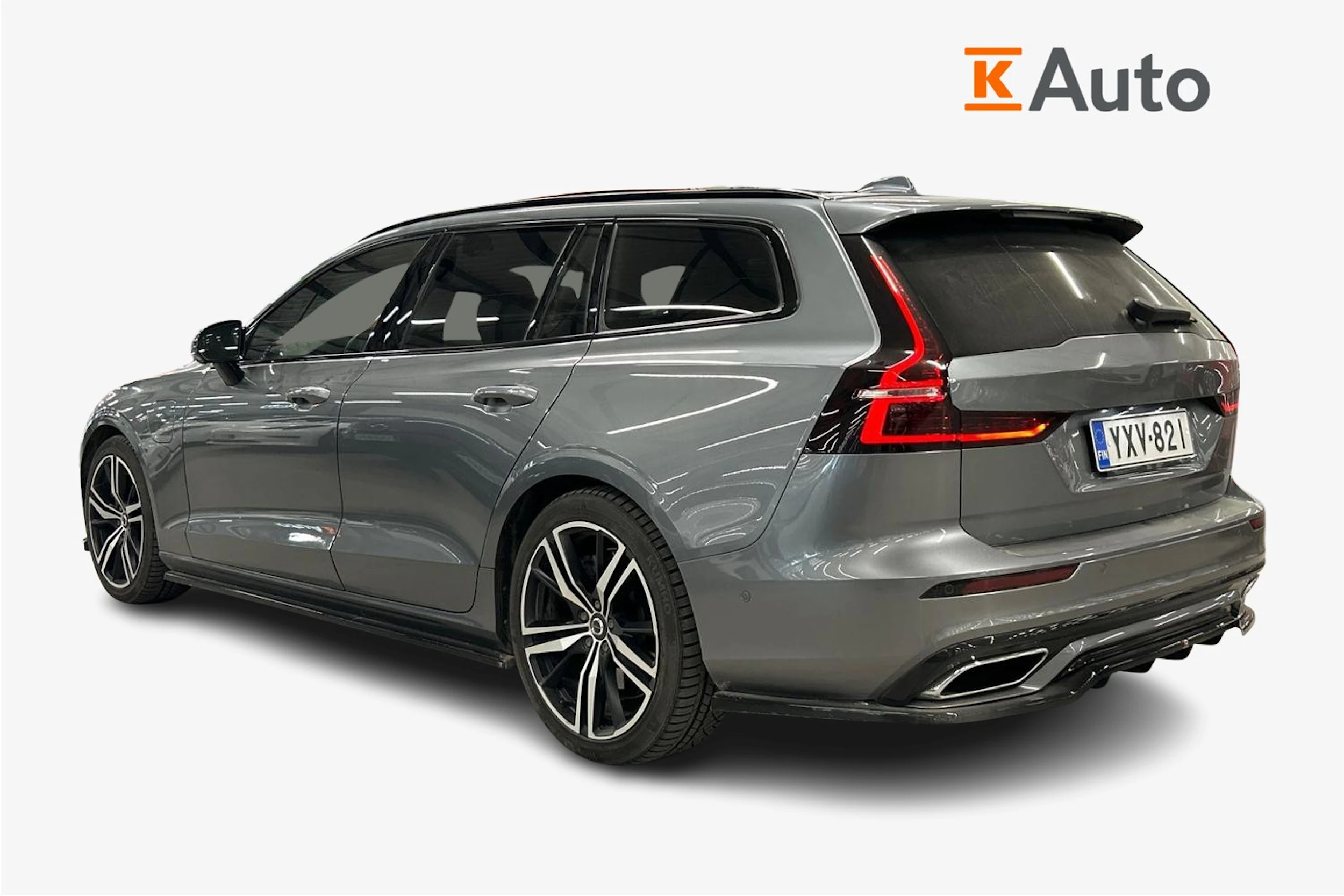 harmaa Volvo V60 2021 kuva 2.