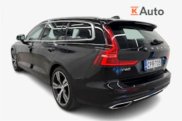 musta Volvo V60 2022 kuva 2.