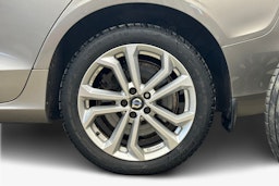 harmaa Volvo V60 2022 kuva 9.