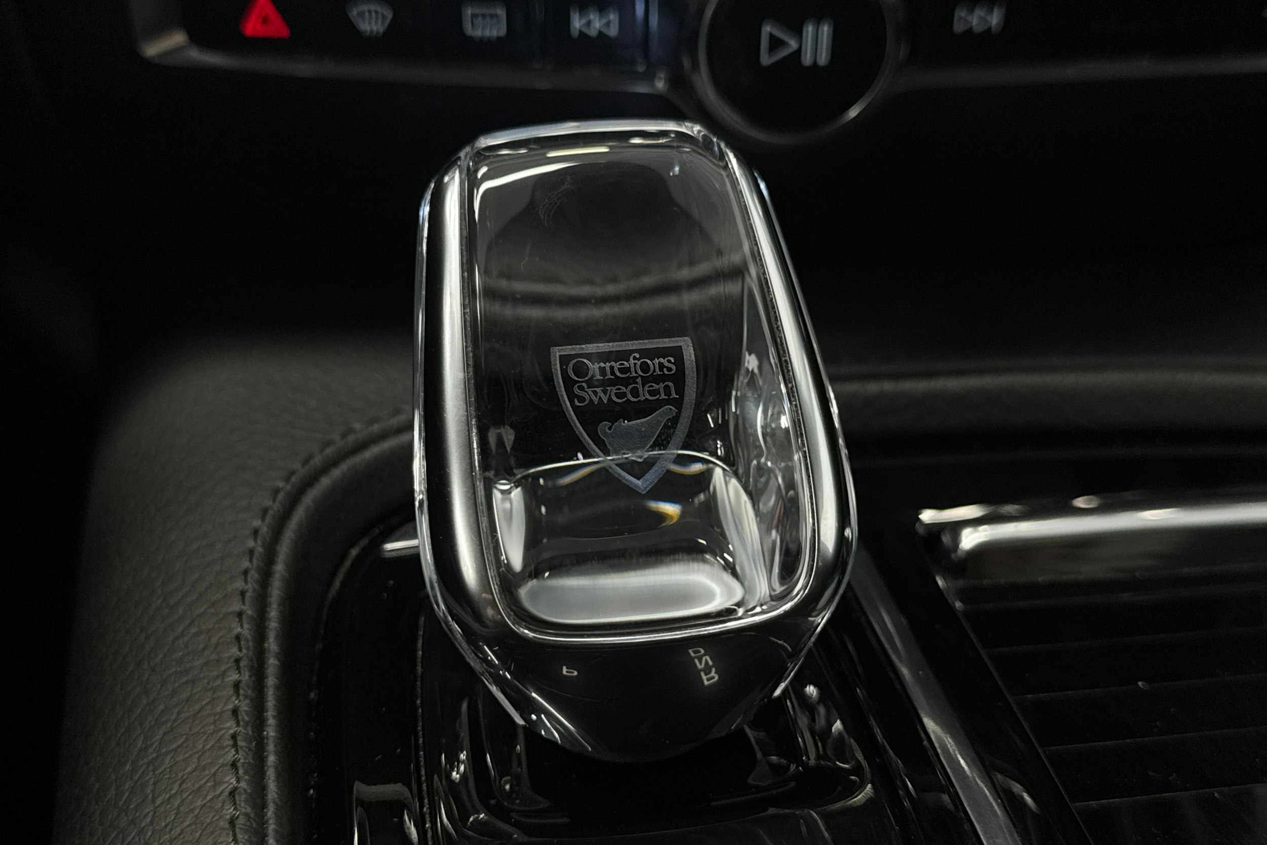 harmaa Volvo V60 2022 kuva 22.