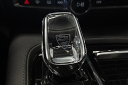 harmaa Volvo V60 2022 kuva 22.