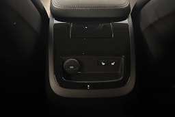 harmaa Volvo V60 2022 kuva 23.