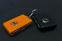 harmaa Volvo V60 2022 kuva 34.