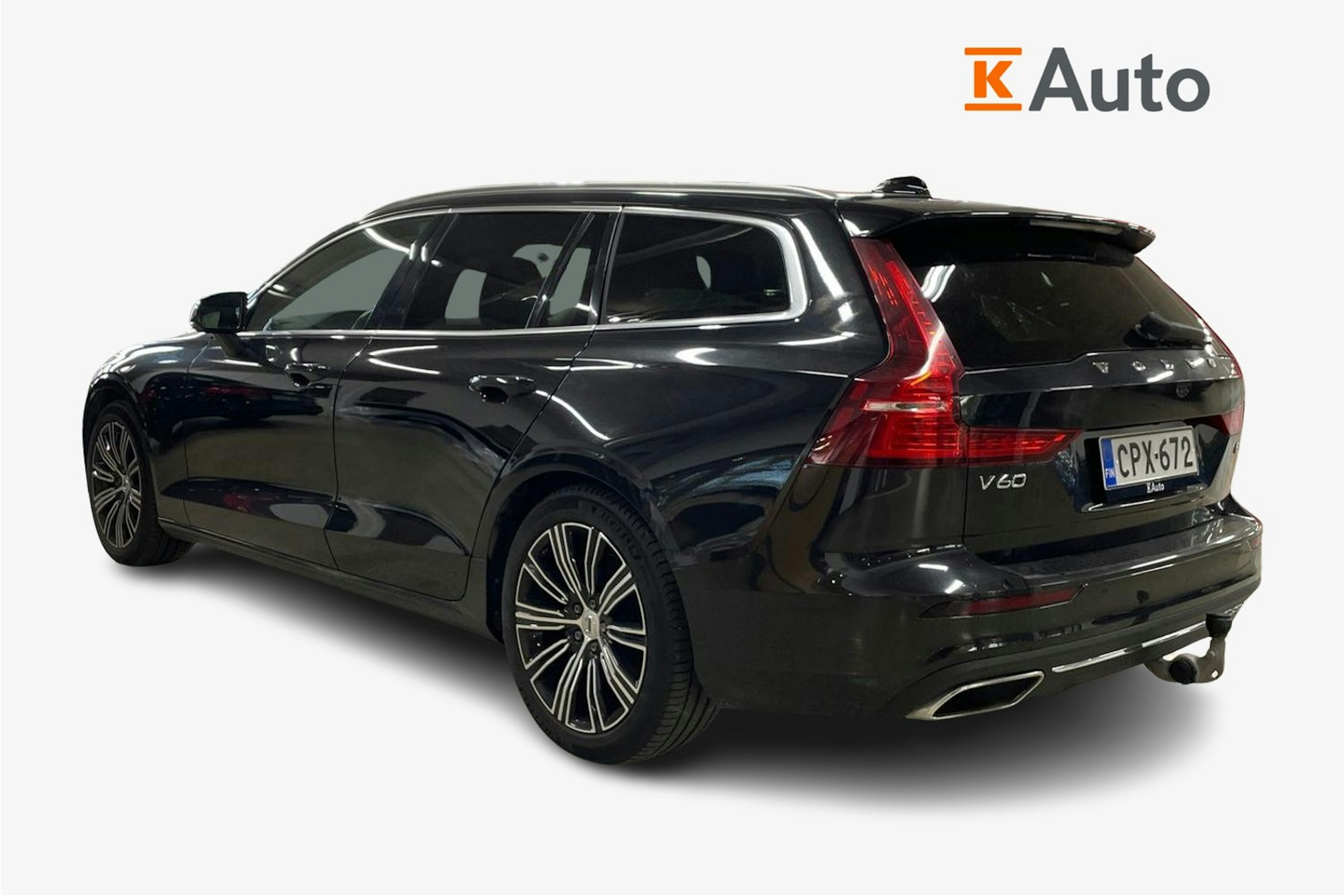 Musta Volvo V60 2022 kuva 2.