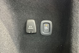 musta Volvo V60 2022 kuva 38.