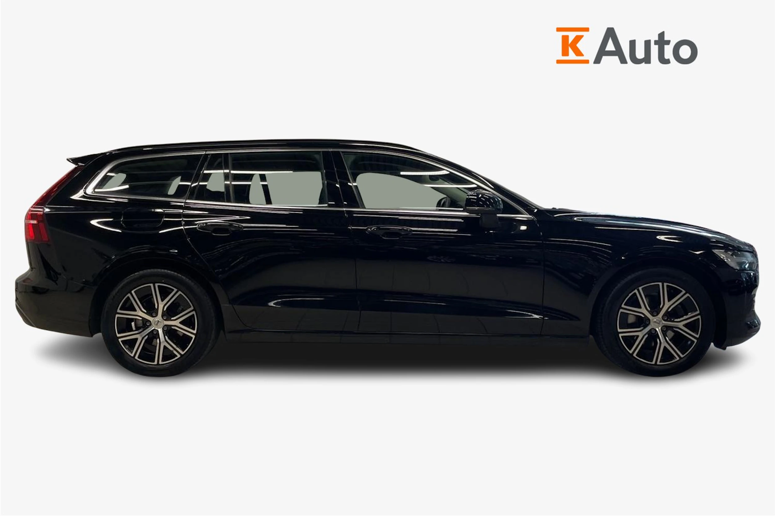 Musta Volvo V60 2022 kuva 5.