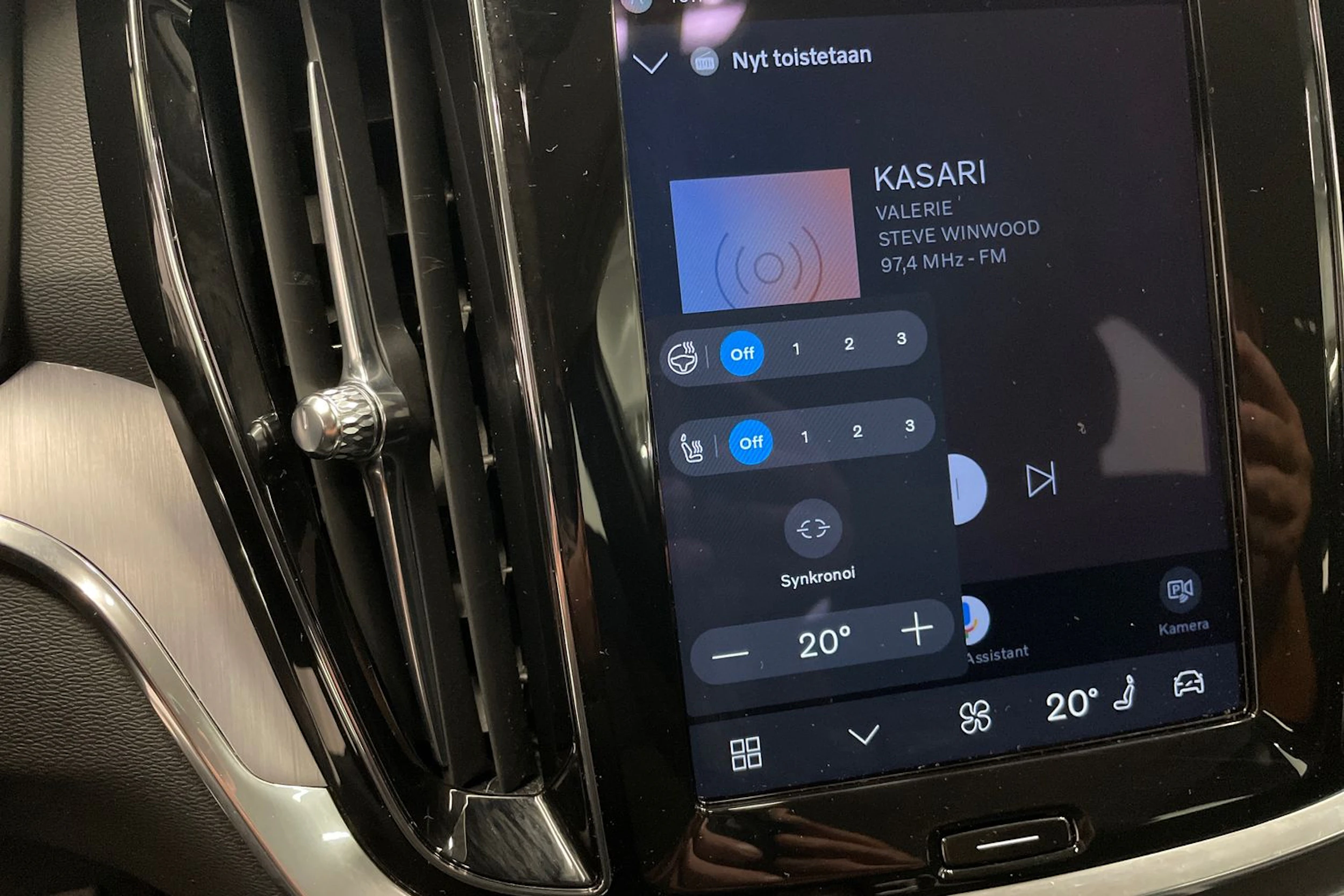 Musta Volvo V60 2022 kuva 14.