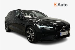 musta Volvo V60 2022 kuva 1.