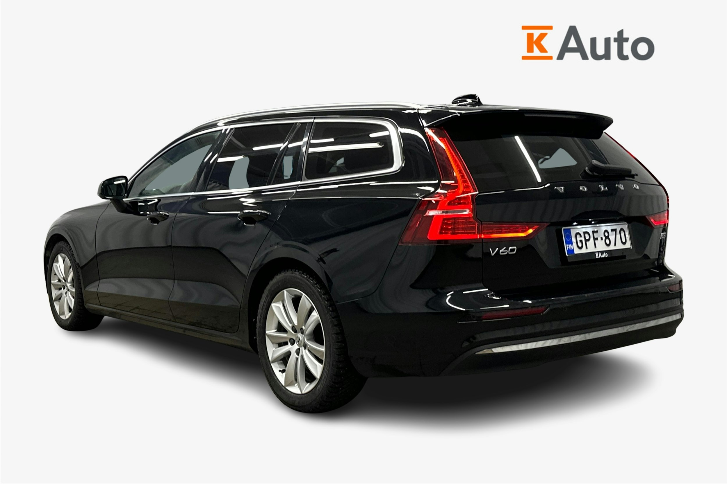 musta Volvo V60 2022 kuva 2.
