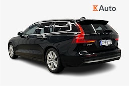 musta Volvo V60 2022 kuva 2.