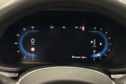 musta Volvo V60 2022 kuva 24.