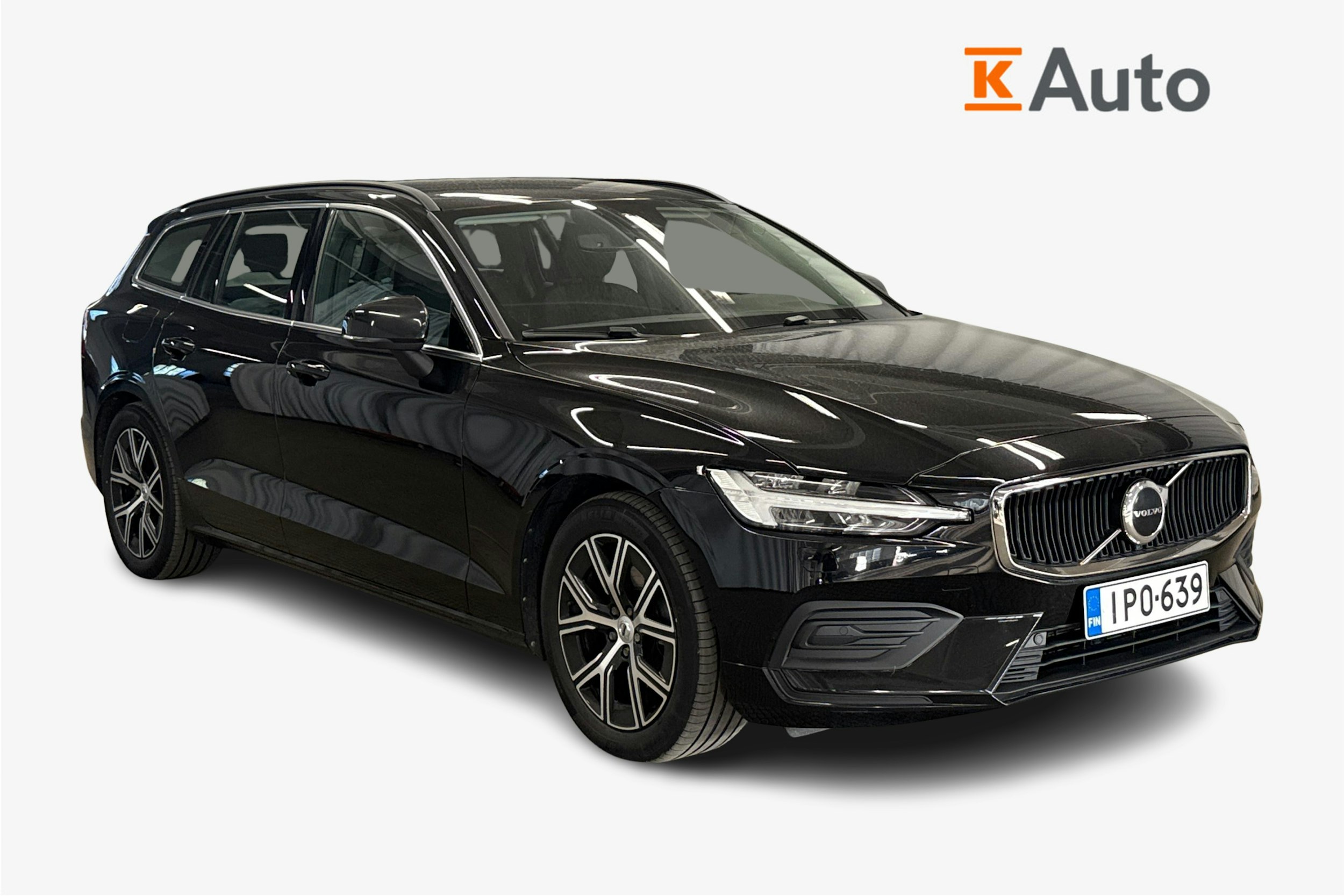 musta Volvo V60 2022 kuva 1.