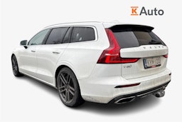 valkoinen Volvo V60 2022 kuva 2.