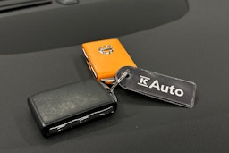 valkoinen Volvo V60 2022 kuva 31.