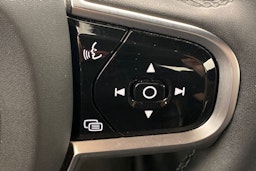 Musta Volvo V60 2022 kuva 21.