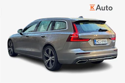 met. harmaa Volvo V60 2022 kuva 2.