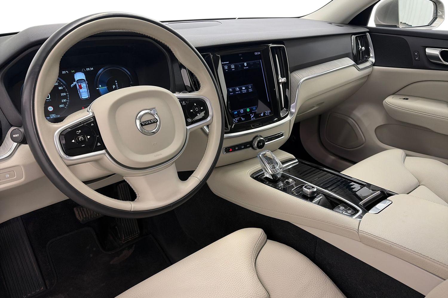 Volvo V60 2022, kuva 6/31