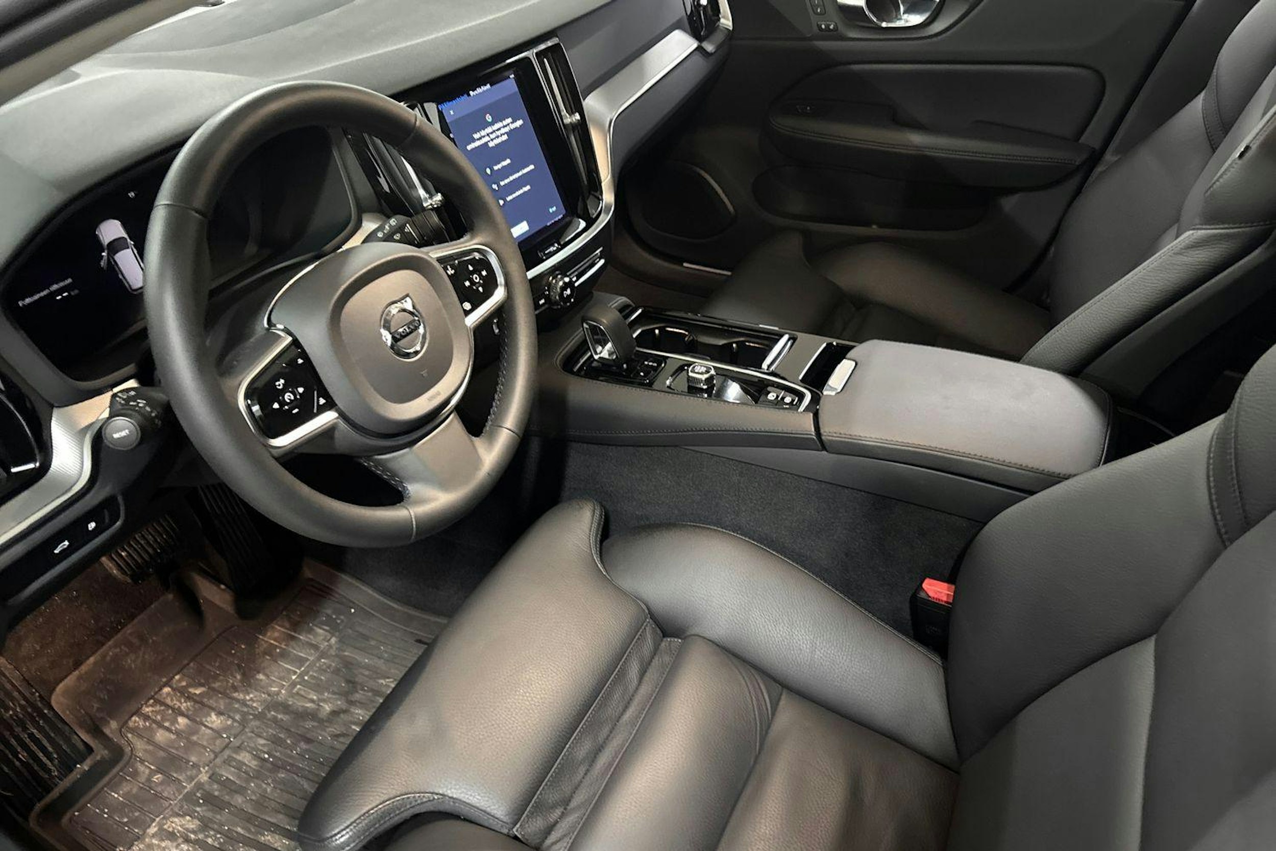 met. sininen Volvo V60 2022 kuva 3.