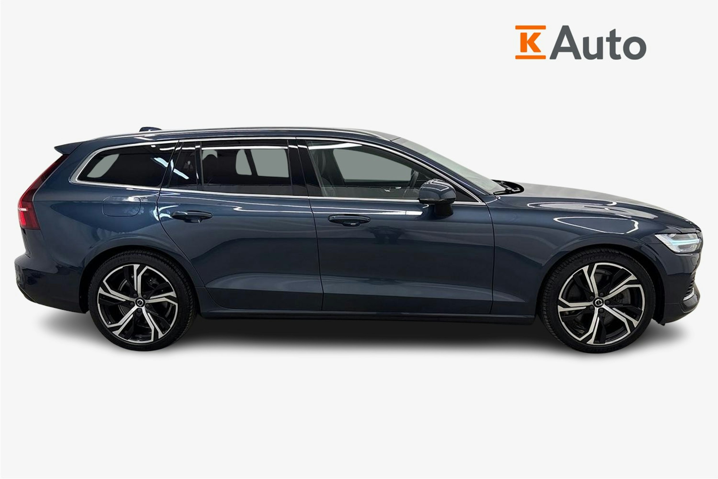 met. sininen Volvo V60 2022 kuva 6.