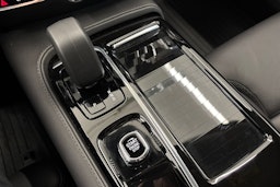 met. sininen Volvo V60 2022 kuva 28.