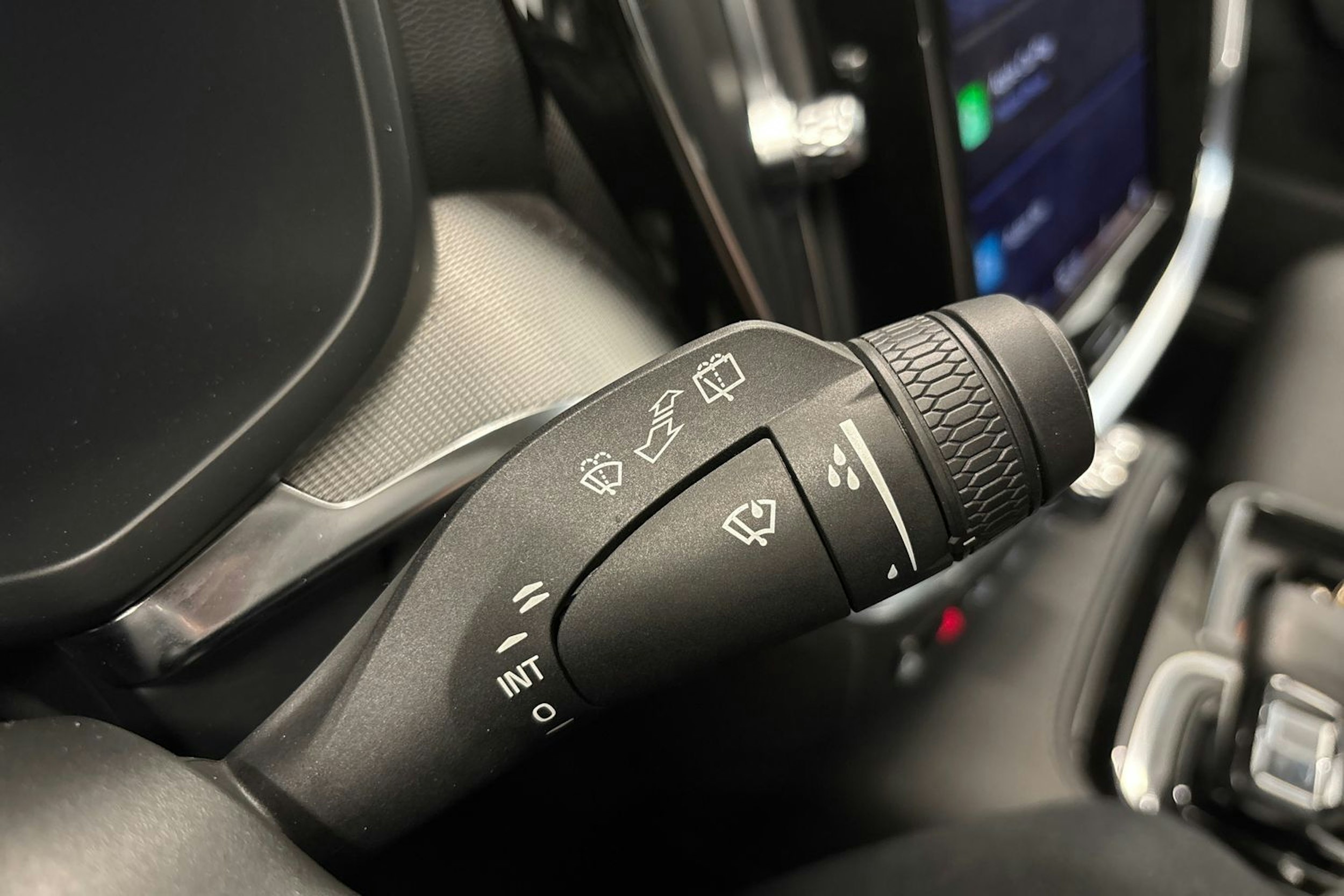 met. sininen Volvo V60 2022 kuva 31.