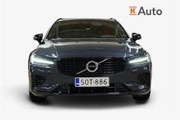 sininen Volvo V60 2022 kuva 4.