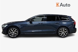 sininen Volvo V60 2022 kuva 5.