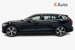 musta Volvo V60 2022 kuva 6.