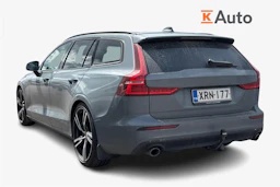 harmaa Volvo V60 2022 kuva 2.