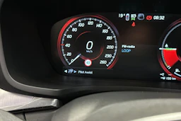 Sininen Volvo V60 2022 kuva 18.