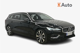 musta Volvo V60 2022 kuva 1.