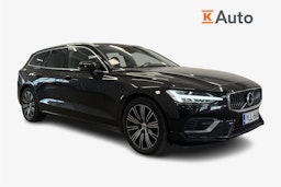 musta Volvo V60 2022 kuva 1.