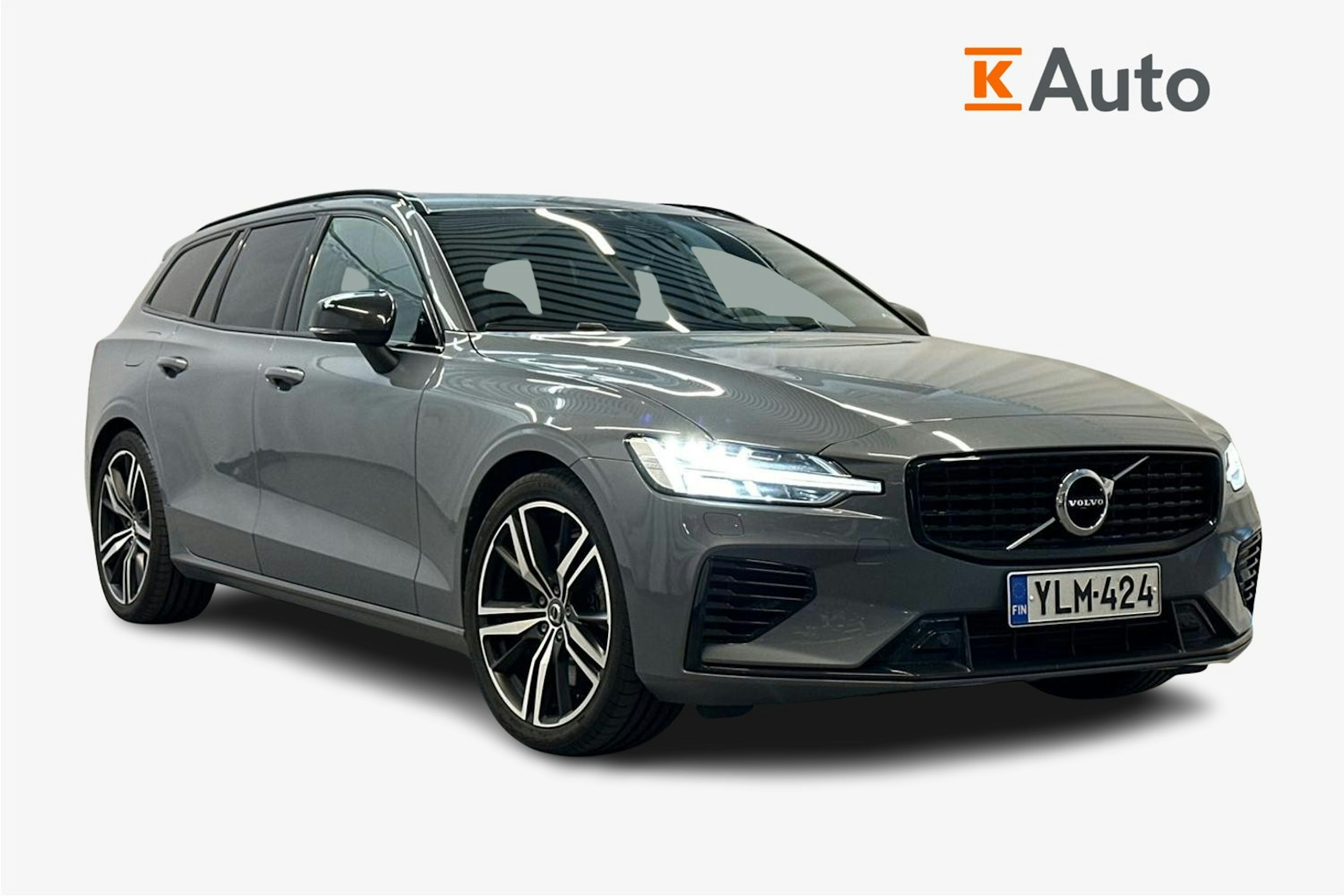 harmaa Volvo V60 2022 kuva 1.