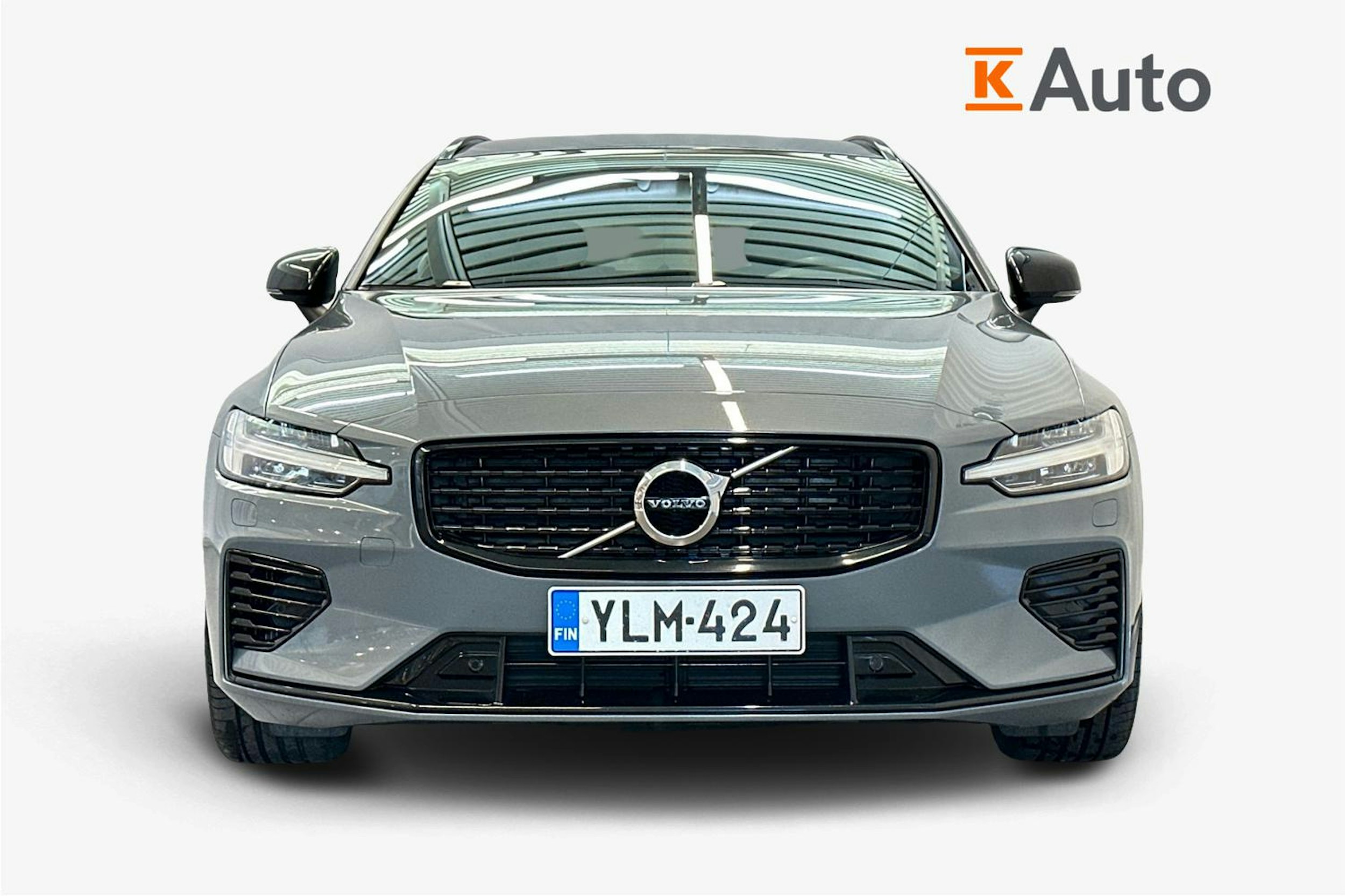 harmaa Volvo V60 2022 kuva 5.