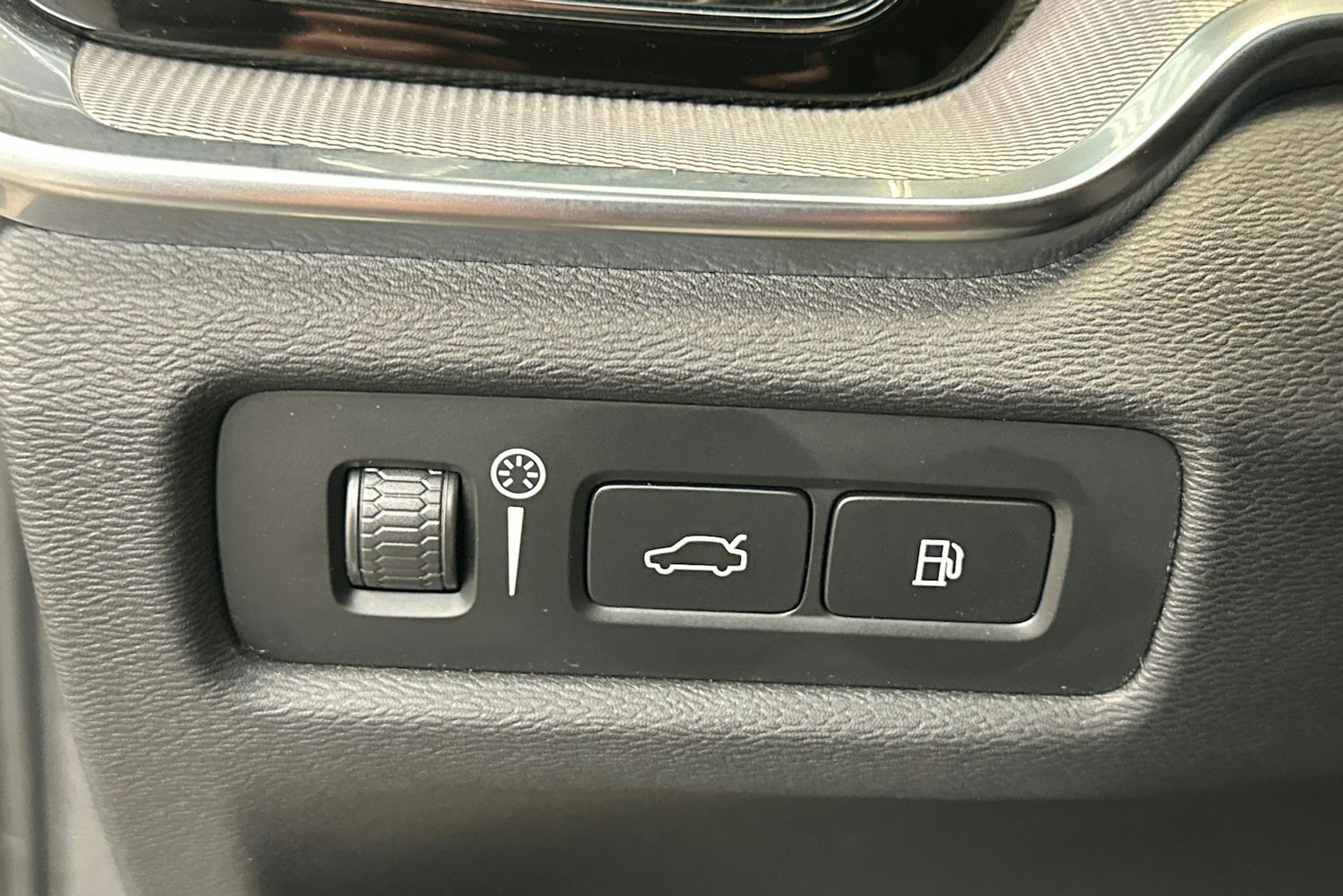 harmaa Volvo V60 2022 kuva 24.