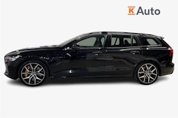 musta Volvo V60 2022 kuva 6.