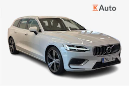 Valkoinen Volvo V60 2022 kuva 1.