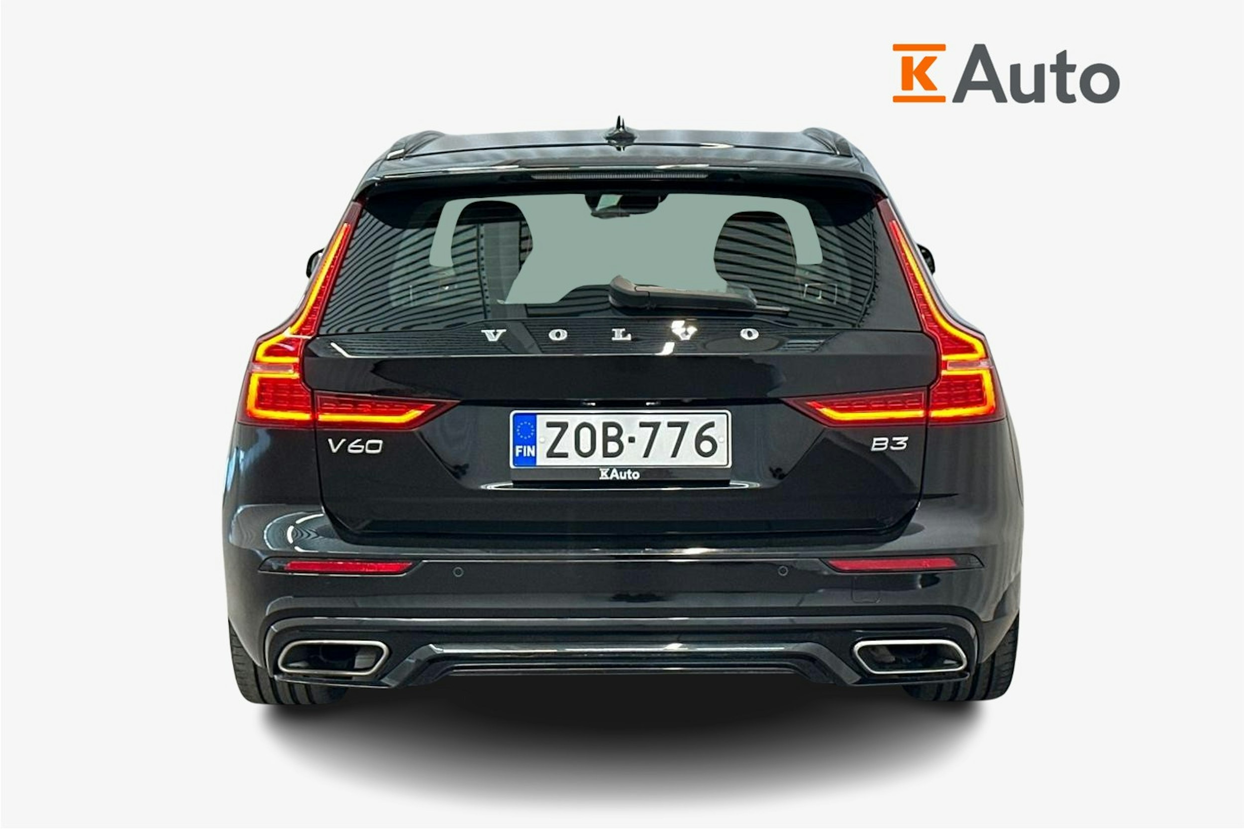 musta Volvo V60 2022 kuva 3.