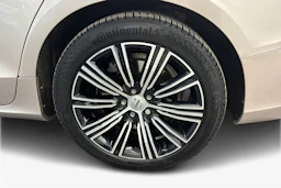 ruskea (beige) Volvo V60 2023 kuva 9.