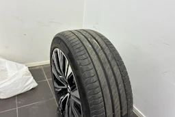 ruskea (beige) Volvo V60 2023 kuva 14.