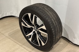 musta Volvo V60 2023 kuva 11.