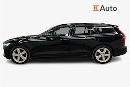 musta Volvo V60 2023 kuva 6.