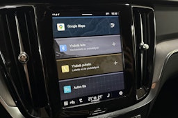 musta Volvo V60 2023 kuva 19.